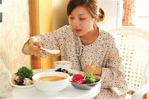 羞羞色电影在线观看厂家哺乳期间乳汁分泌少与哪些因素有关？